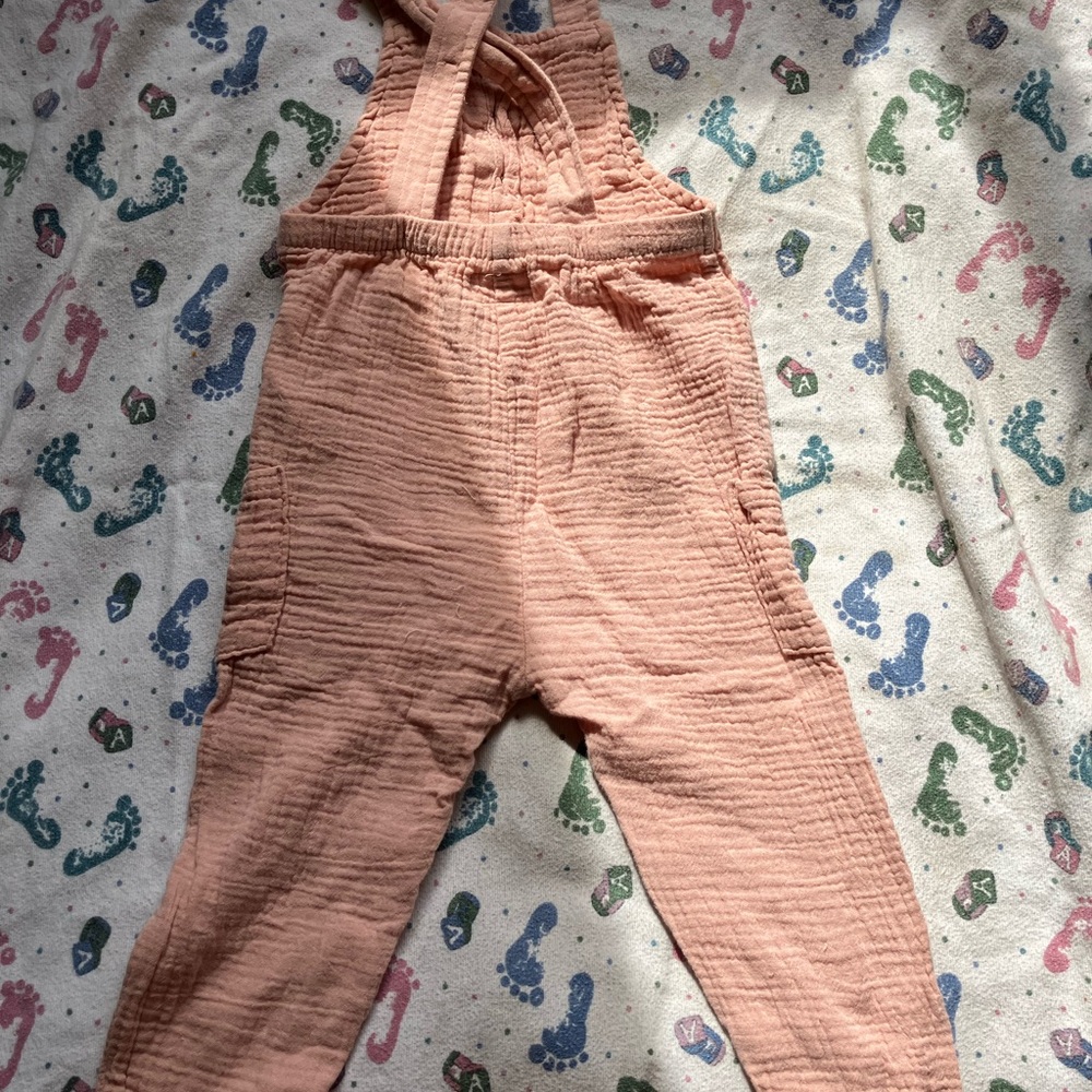 Pink Overalls - Picture 5 of 5